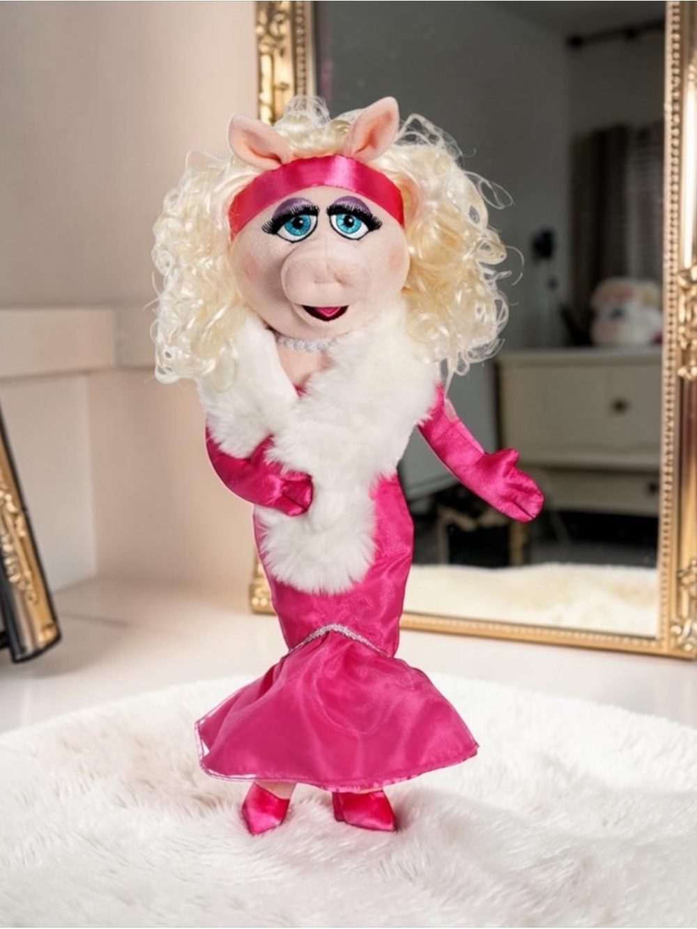Disney Store Miss Piggy 20" Muppets Glamour Plush Doll